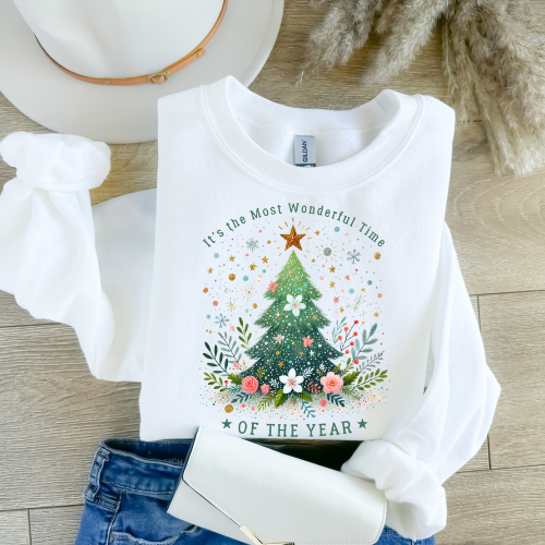 Cozy Christmas Sweatshirt - Perfect for Holiday Cheer, Gifts, Family Gatherings, Festive Celebrations, Winter Outings