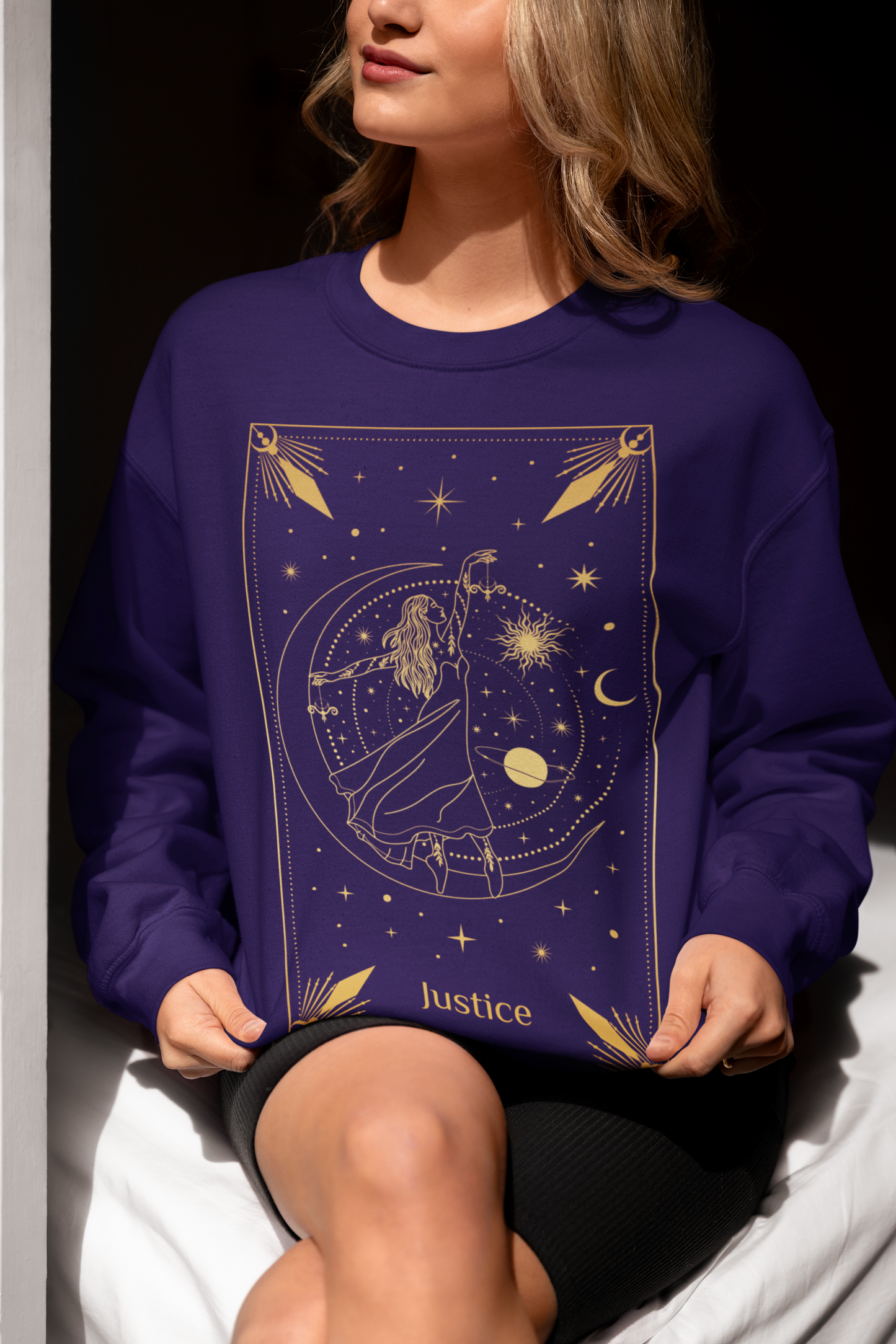 Justice Tarot Card Shirt, Tarot Card Shirt, Mystical Moon Shirt, Gifts For Her, Cute Mom Tee, Aesthetic Clothing Wiccan Clothing, Spiritual