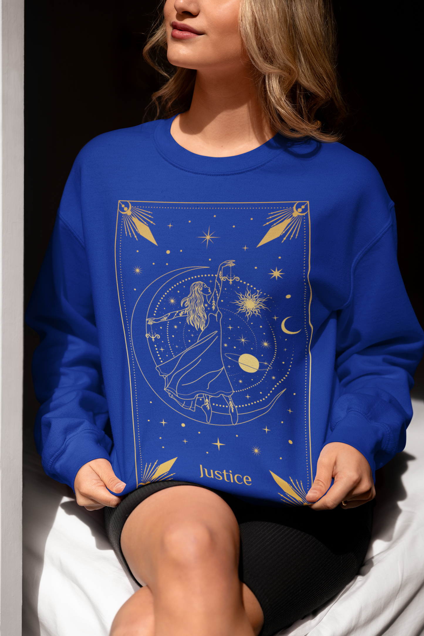 Justice Tarot Card Shirt, Tarot Card Shirt, Mystical Moon Shirt, Gifts For Her, Cute Mom Tee, Aesthetic Clothing Wiccan Clothing, Spiritual